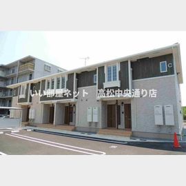 伏石駅より徒歩17分 築9年8ヶ月 2階建の賃貸物件