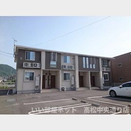 坂出駅より徒歩24分 築14年10ヶ月 2階建の賃貸物件