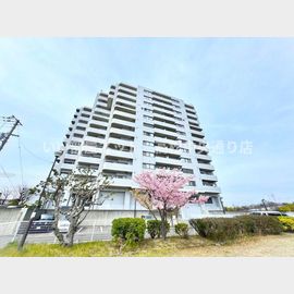 宇多津駅より徒歩23分 3階 築33年11ヶ月の賃貸物件