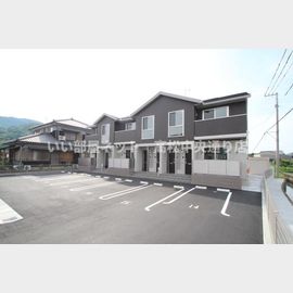 宇多津駅より徒歩21分 築9年 2階建の賃貸物件