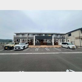 綾川駅より徒歩12分 築7年2ヶ月 2階建の賃貸物件