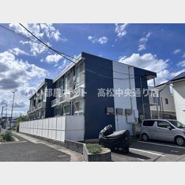 三条駅より徒歩10分 築23年7ヶ月 2階建の賃貸物件