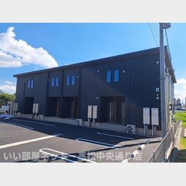 国分駅より徒歩17分 築1年9ヶ月 2階建の賃貸物件