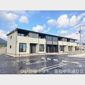 国分駅より徒歩17分 1階 築1年8ヶ月の賃貸物件