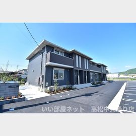 伏石駅より徒歩15分 築2年3ヶ月 2階建の賃貸物件