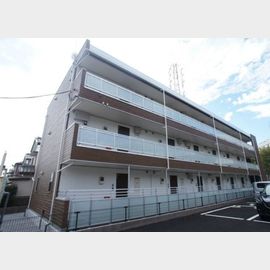 南浦和駅より徒歩18分 築7年11ヶ月 3階建の賃貸物件