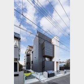 西浦和駅より徒歩10分 2階 築1年11ヶ月の賃貸物件