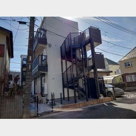 七里駅より徒歩6分 2階 築1年10ヶ月の賃貸物件