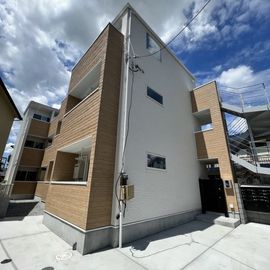 七里駅より徒歩14分 1階 築4年の賃貸物件