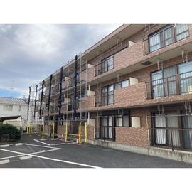 ファーストヒルズI 3階 築30年9ヶ月の賃貸物件