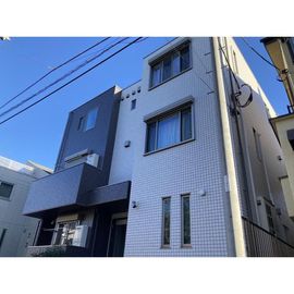 南浦和駅より徒歩4分 2階 築6年の賃貸物件