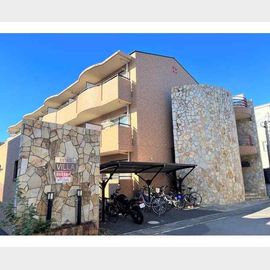 エステートVILLA 2階 築24年の賃貸物件