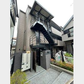 朝霞台駅より徒歩10分 1階 築7年の賃貸物件