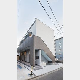 東浦和駅より徒歩8分 築9年4ヶ月 2階建の賃貸物件