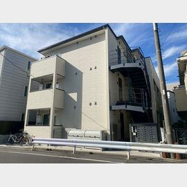 南浦和駅より徒歩15分 新築 3階建の賃貸物件