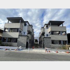 西浦和駅より徒歩13分 築2年6ヶ月 3階建の賃貸物件