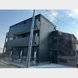 七里駅より徒歩9分 新築 3階建の賃貸物件