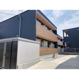 新井宿駅より徒歩6分 築2年11ヶ月 2階建の賃貸物件