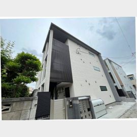 大宮駅より徒歩8分 築3年2ヶ月 3階建の賃貸物件