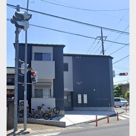 的場駅より徒歩4分 築2年10ヶ月 2階建の賃貸物件