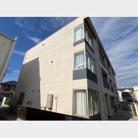 土呂駅より徒歩17分 築10年2ヶ月 3階建の賃貸物件