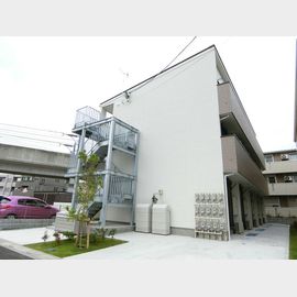 アトランティス 2階 築7年10ヶ月の賃貸物件