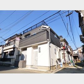 鳩ヶ谷駅より徒歩9分 築9年9ヶ月 2階建の賃貸物件