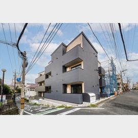 ＣＲＡＳＴＩＮＥ西堀８丁目Ａの賃貸物件