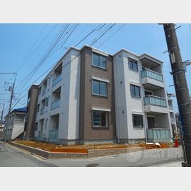 川崎駅よりバス12分 1階 築11年1ヶ月の賃貸物件