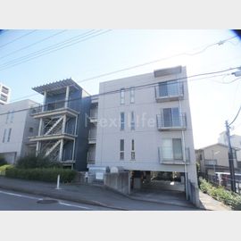 新川崎駅より徒歩5分 1階 築18年8ヶ月の賃貸物件