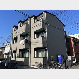 川崎大師駅より徒歩10分 築7年9ヶ月 3階建の賃貸物件
