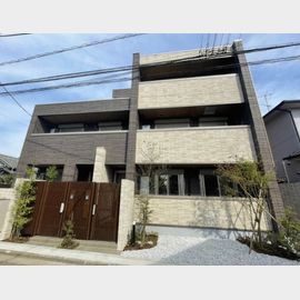 鶴見駅より徒歩10分 3階 築3年10ヶ月の賃貸物件