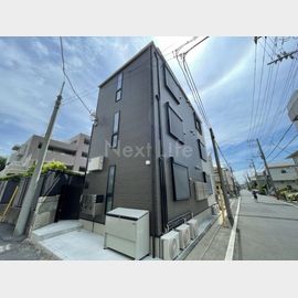 鶴見市場駅より徒歩7分 築2年2ヶ月 3階建の賃貸物件