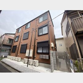 鶴見小野駅より徒歩4分 築6年 3階建の賃貸物件