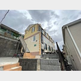 鶴見駅より徒歩22分 1階 築5年4ヶ月の賃貸物件