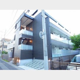 中央林間駅より徒歩7分 3階 築6年8ヶ月の賃貸物件