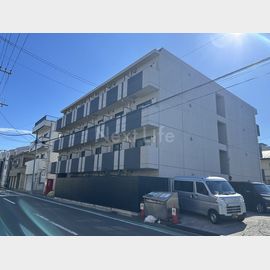 鶴見市場駅より徒歩8分 4階 築3年の賃貸物件