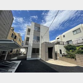 京急川崎駅より徒歩21分 築2年3ヶ月 3階建の賃貸物件