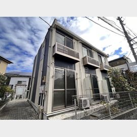 稲城駅より徒歩9分 築15年10ヶ月 2階建の賃貸物件