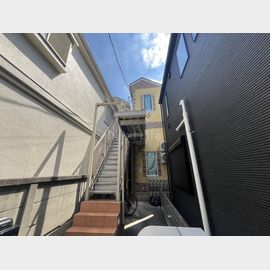 ジルエット101. 2階 築6年11ヶ月の賃貸物件