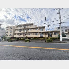 梶が谷駅より徒歩9分 3階 築48年7ヶ月の賃貸物件