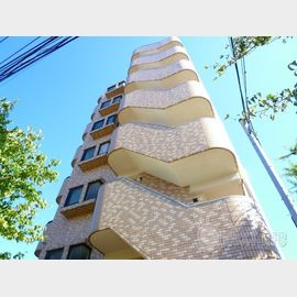 サンプラザ南林間 4階 築33年10ヶ月の賃貸物件