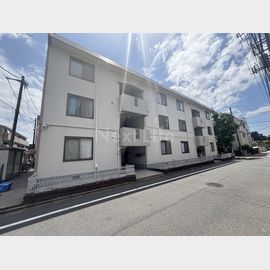 ビラ・ジュニペラスＡ 3階 築34年9ヶ月の賃貸物件