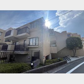 鷺沼駅より徒歩8分 5階 築38年2ヶ月の賃貸物件