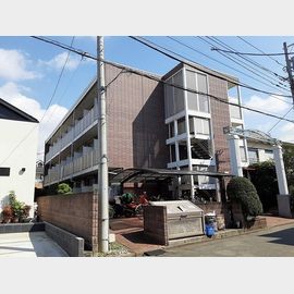 日吉駅よりバス9分 2階 築21年6ヶ月の賃貸物件