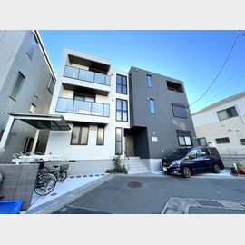 向ヶ丘遊園駅より徒歩12分 築2年 3階建の賃貸物件