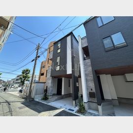 矢向駅より徒歩33分 新築 3階建の賃貸物件