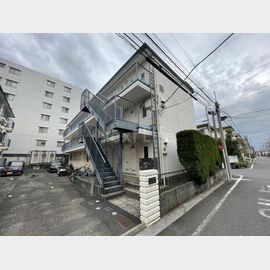 鶴見市場駅より徒歩8分 1階 築39年4ヶ月の賃貸物件