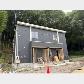 大倉山駅より徒歩31分 新築 2階建の賃貸物件