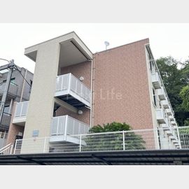 新川崎駅より徒歩20分 1階 築16年10ヶ月の賃貸物件